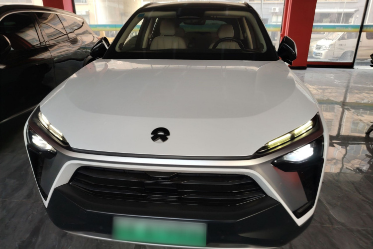 蔚来ES8 2020款 415KM 六座版车身外观2