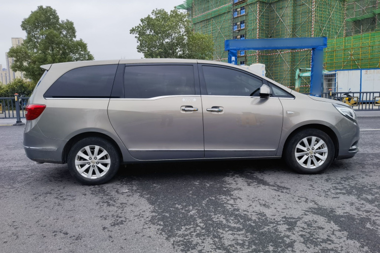 别克GL8 2018款 28T 豪华型 国VI车身外观6005