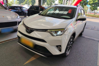 丰田 RAV4荣放 2018款 2.5L 自动四驱精英i版