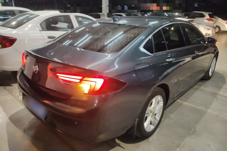 别克 君威 2019款 20T 精英型 国VI车身外观6005