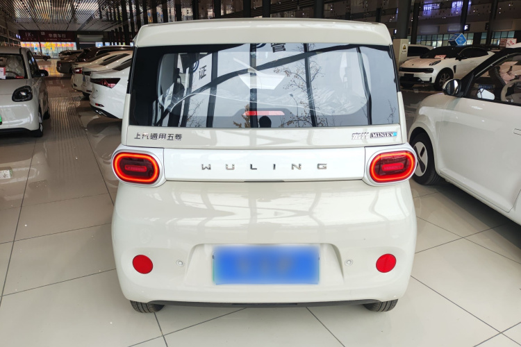 五菱汽车 宏光MINIEV 2024款 第三代 215km 青春版车身外观6