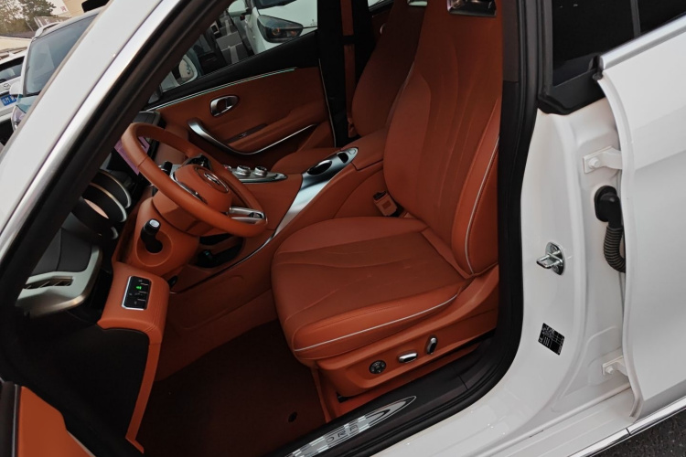 欧拉闪电猫 2022款 555km 尊贵版局部细节19