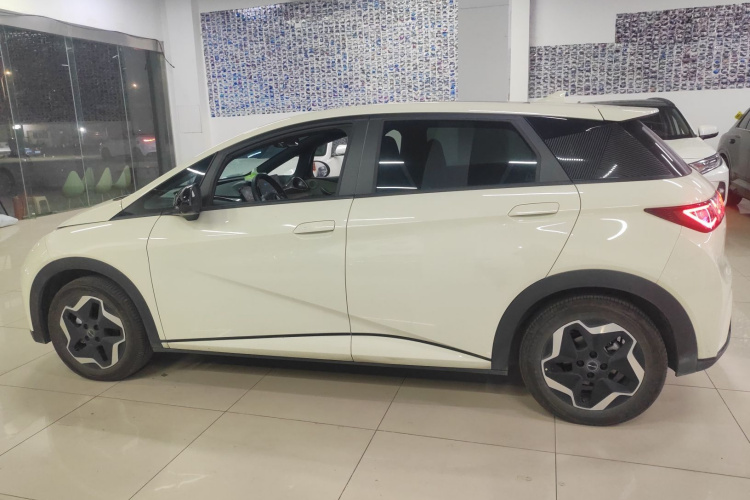 比亚迪 海豚 2021款 405km 时尚版车身外观6003