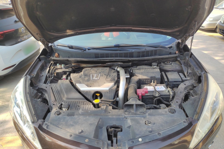 纳智捷 优6 SUV 2015款 1.8T 时尚型机舱底盘24