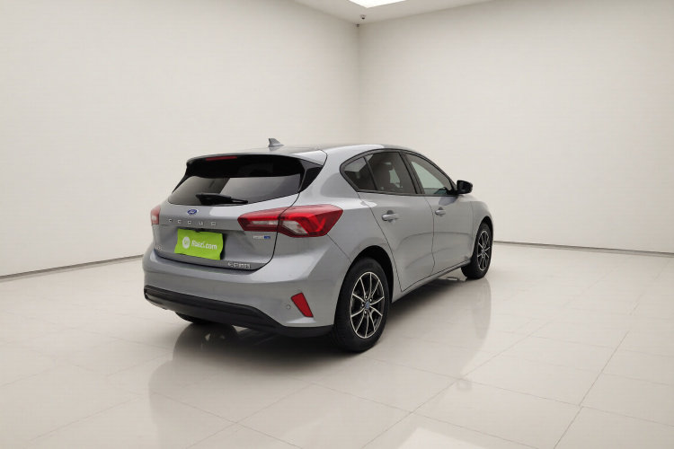 福特 福克斯 2022款 两厢 EcoBoost 180 自动竞速版车身外观7