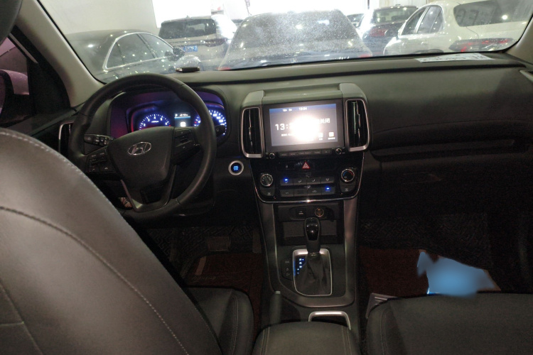 北京现代ix35 2019款 2.0L 自动两驱智勇·畅享版 国V中控内饰7002