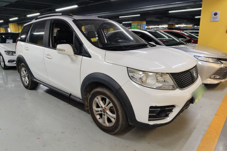 东风风行 景逸X3 2015款 1.5L 舒适型车身外观6002