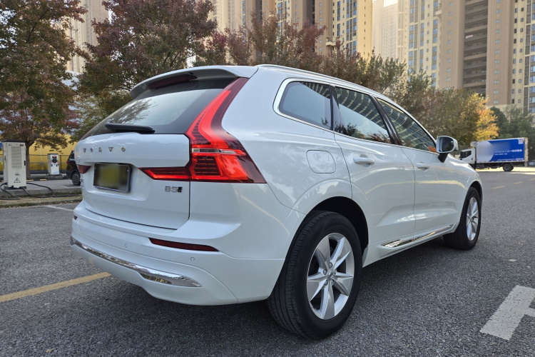 沃尔沃XC60 2022款 B5 四驱智逸运动版车身外观6004