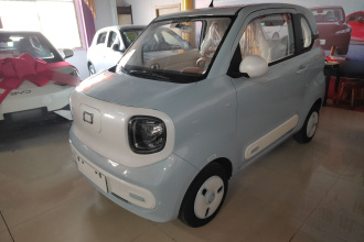 奔腾小马 2026款 222km 炫彩马