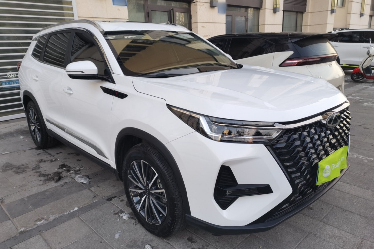 奇瑞 瑞虎8 PRO 2024款 冠军版 390T 两驱巅峰版 5座车身外观3