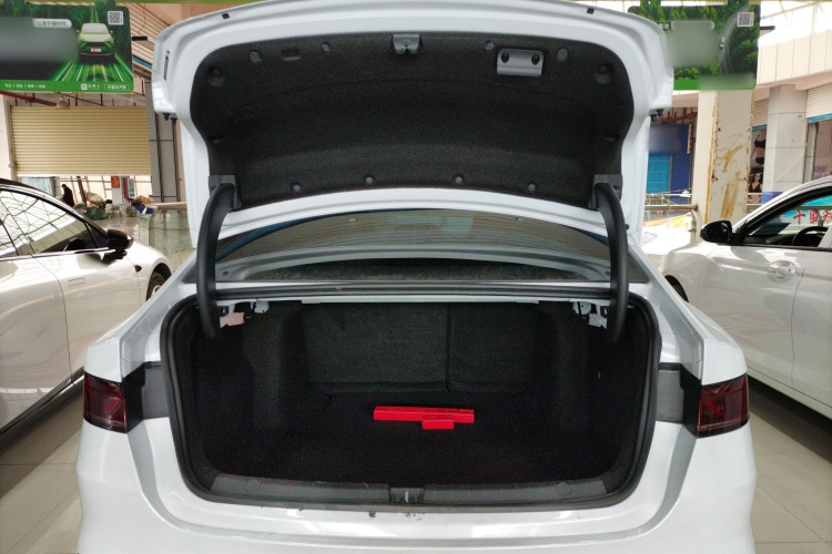 比亚迪 秦PLUS 2025款 EV 510KM 标准版机舱底盘23