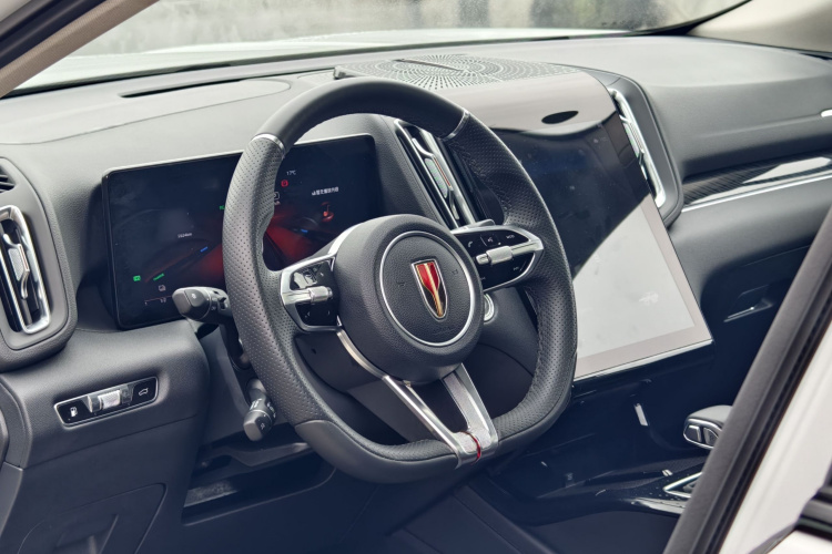 红旗HS3 PHEV 2024款 PHEV 115km 劲为版中控内饰7005