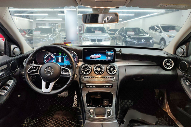 奔驰C级 2019款 改款 C 260 L 运动版中控内饰12