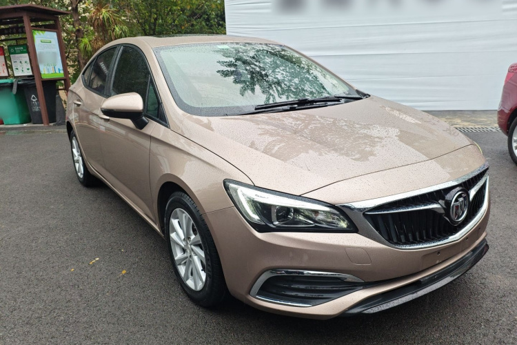 别克 威朗 2018款 三厢 15S 自动进取型车身外观3