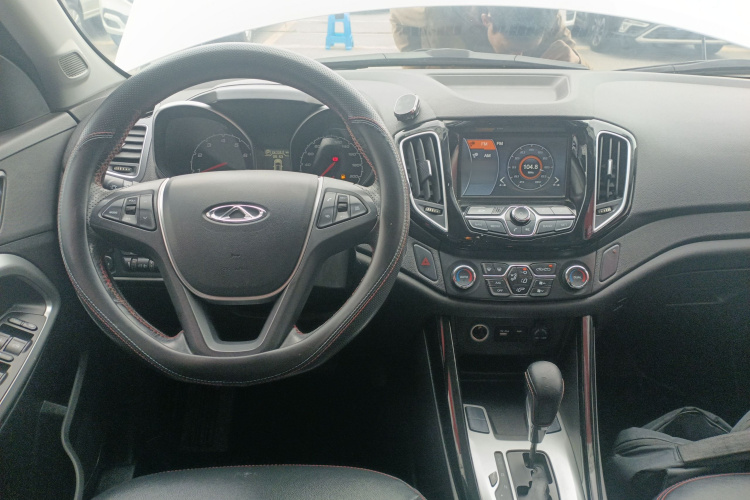 奇瑞 瑞虎5 2014款 2.0L CVT家尊版中控内饰7002