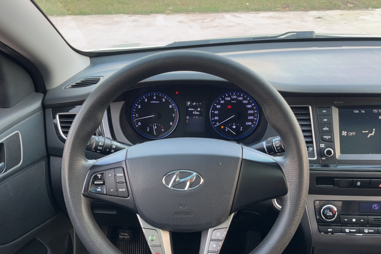 现代 名图 2016款 1.8L 自动智能型GLS局部细节14