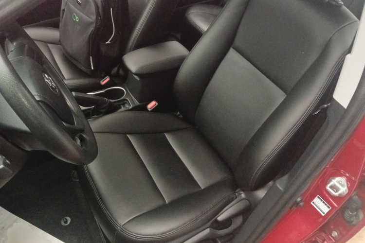 丰田 雷凌 2017款 1.2T G CVT精英版中控内饰19