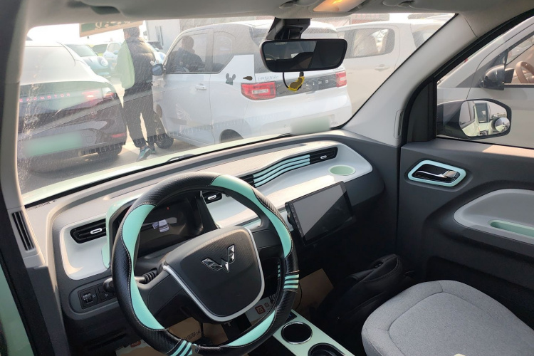 五菱汽车 宏光MINIEV 2021款 马卡龙臻享款 三元锂中控内饰7002