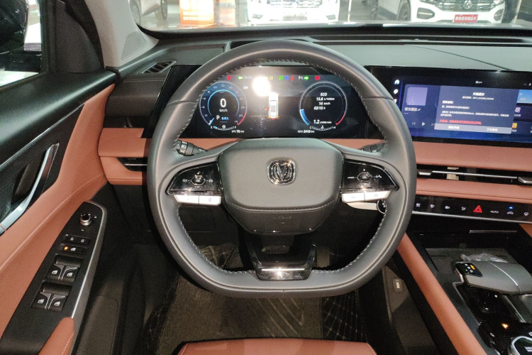 长安CS75 PLUS 2024款 第三代 冠军版 2.0T 智驾劲擎型局部细节13