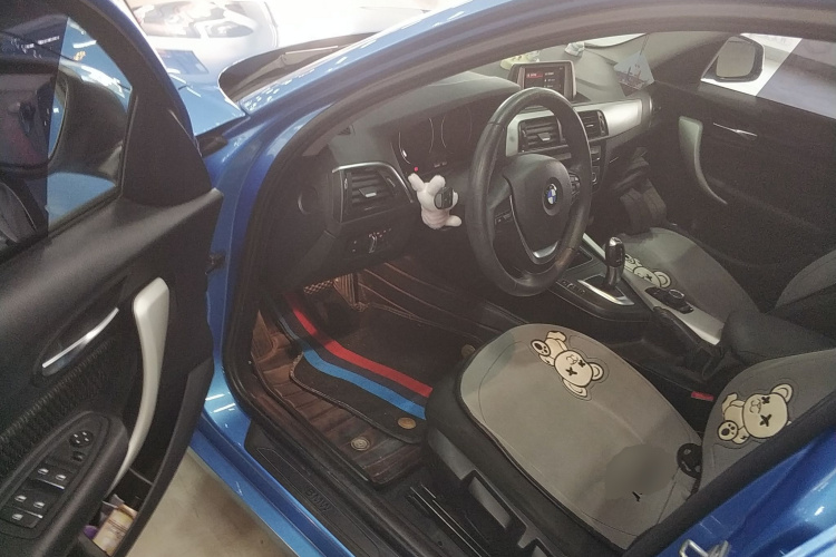 宝马1系(进口) 2018款 118i 领先型中控内饰7003