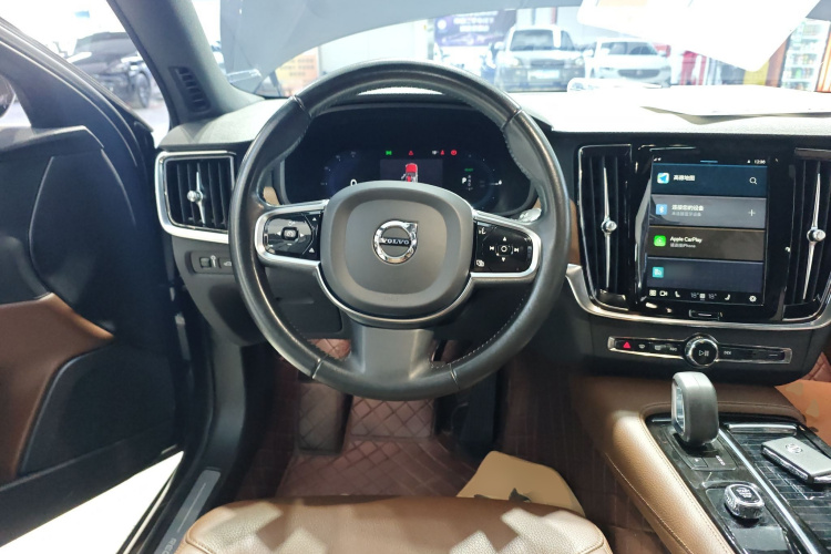 沃尔沃S90新能源 2021款 T8 E驱混动 智雅豪华版中控内饰13