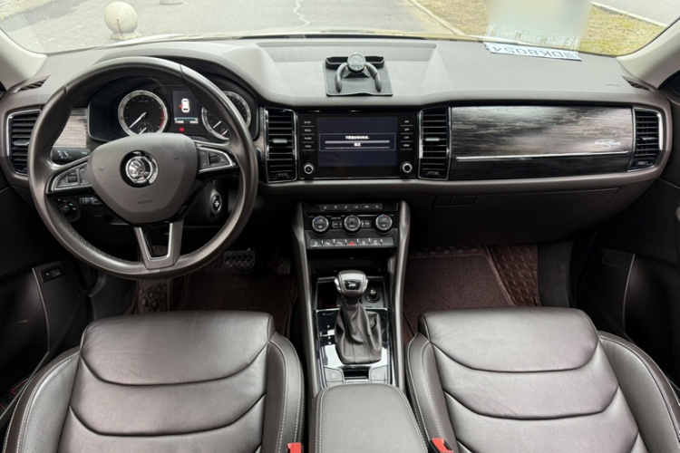 斯柯达 柯迪亚克 2018款 TSI380 7座四驱旗舰版中控内饰7002