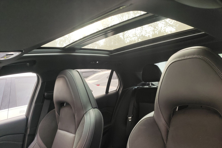 领克03 2021款 2.0TD 自动劲 冠军版中控内饰22