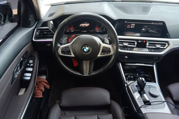 宝马3系 2020款 改款 325Li M运动曜夜套装局部细节13