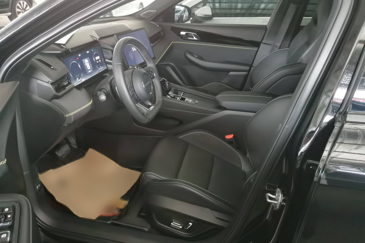 领克03 2023款 1.5TD DCT劲Pro中控内饰7005