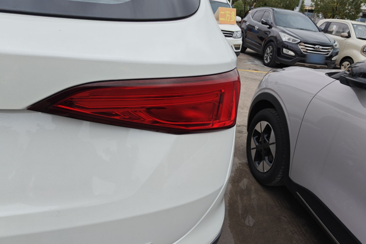 捷途X90 2019款 1.5T 自动悦享型 6座 国V车身外观6006