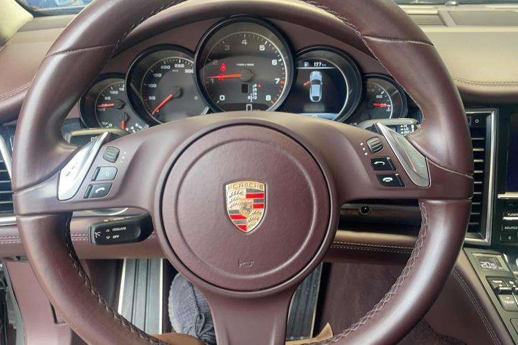 保时捷 2014款 Panamera 4 3.0T中控内饰14