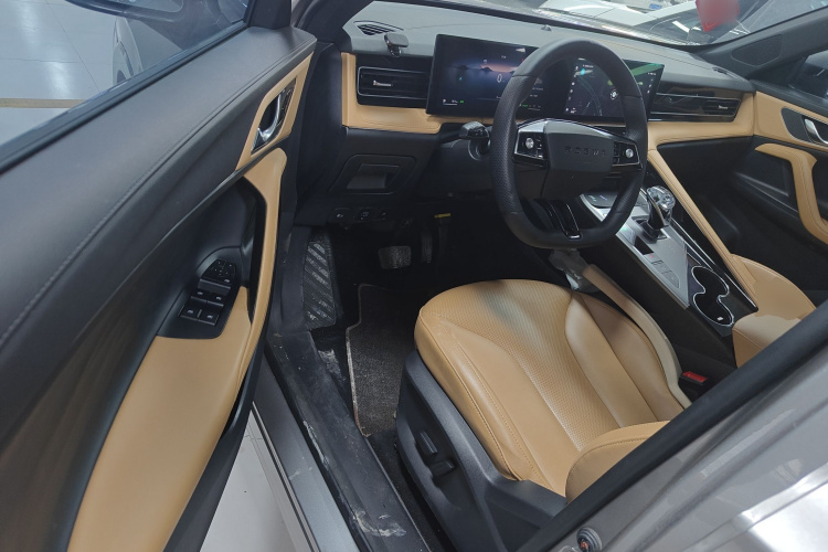 荣威RX5新能源 2023款 eRX5 超混舒享版中控内饰20