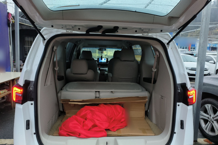 别克GL8 2021款 陆上公务舱 652T 舒适型局部细节23