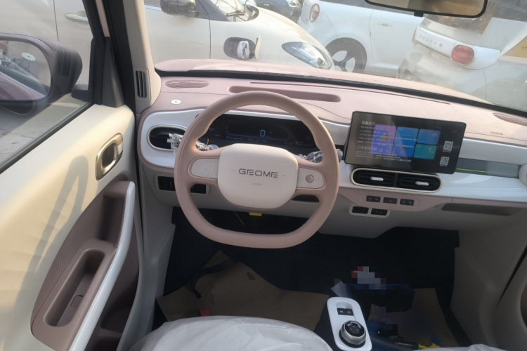 吉利银河 熊猫 2025款 210km 元气熊局部细节13