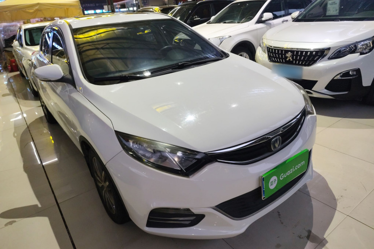 长安 逸动 2015款 1.6L 自动俊酷型 国V车身外观3