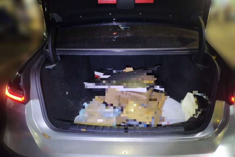 宝马i7 2023款 eDrive50L 领先M运动套装中控内饰23