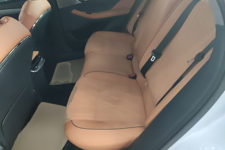 岚图汽车 岚图追光 2023款 四驱长续航版中控内饰7004