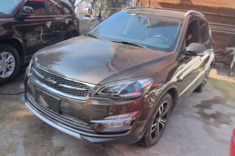 众泰 大迈X5 2017款 升级版 1.5T CVT知县型