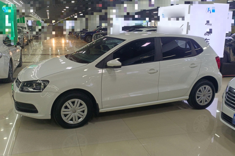 大众 Polo 2016款 1.4L 手动风尚型车身外观4