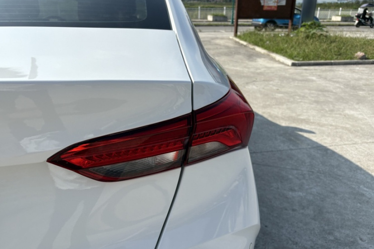 别克 威朗 2023款 Pro 乐享版车身外观6008