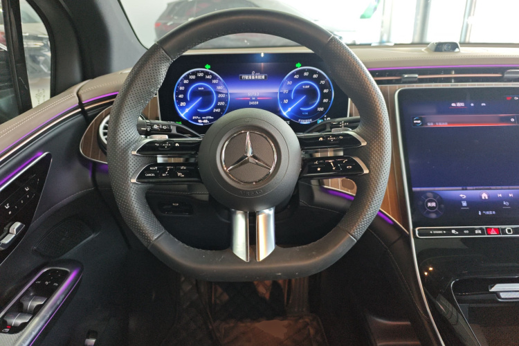 奔驰EQE SUV 2024款 350 4MATIC 先锋版局部细节13