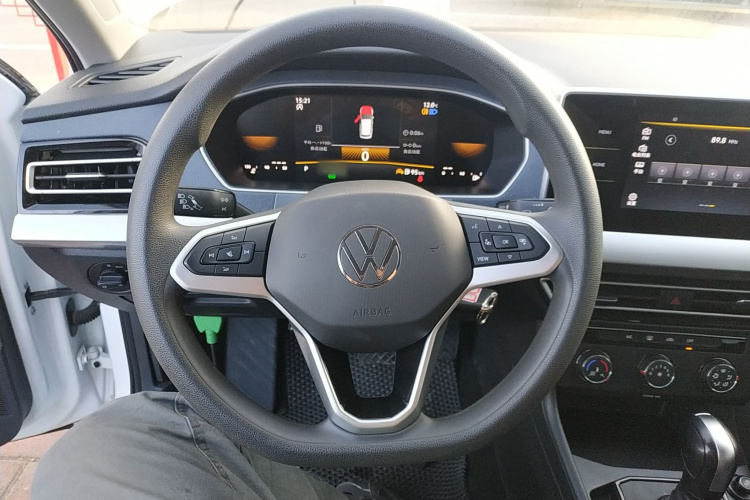 大众 朗逸 2023款 改款 1.5L 自动得逸版中控内饰13