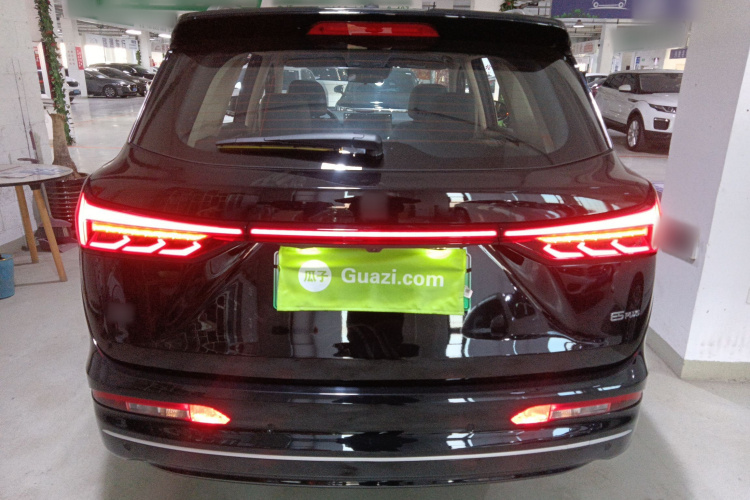 蓝电E5 PLUS 2026款 165km 长续航先享版Ultra 5座车身外观6004