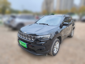 Jeep 指南者 2021款 220T 自动领先版