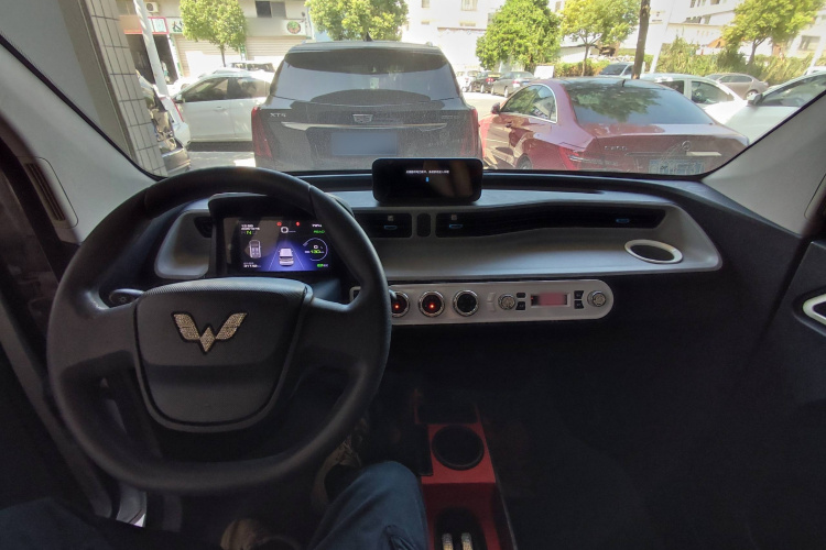 五菱汽车 宏光MINIEV 2020款 悦享款 三元锂中控内饰7002