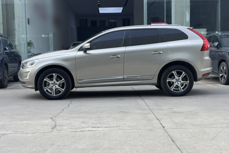 沃尔沃XC60(进口) 2014款 T5 智雅版车身外观6005