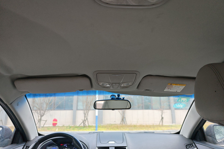 吉利汽车 帝豪 2016款 三厢 1.5L CVT豪华型中控内饰22