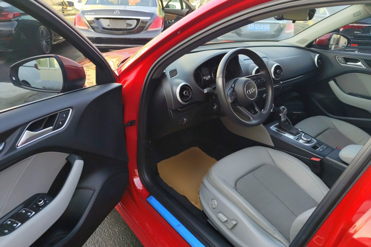 奥迪A3 2020款 Limousine 35 TFSI 时尚型 国VI中控内饰20