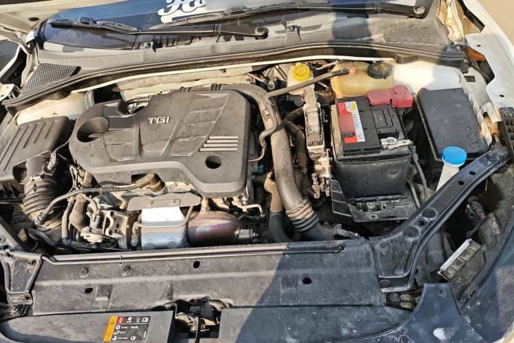 名爵 MG6 2021款 Pro 1.5T 自动Trophy豪华版机舱底盘24