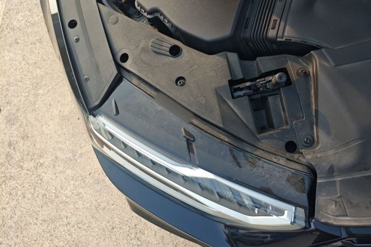 奥迪A7L 2024款 45 TFSI quattro 黑武士版车身外观8